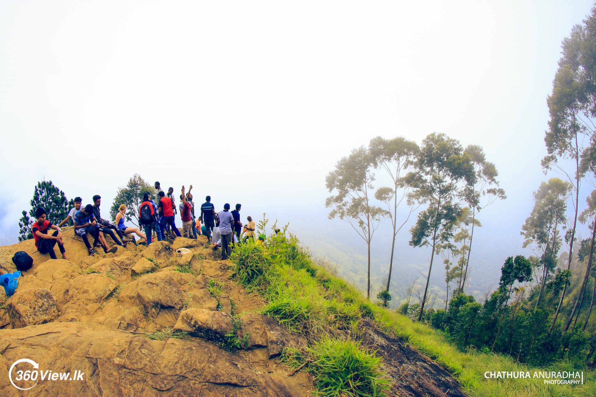 Ella Rock - An exceedingly famous tourist attractions in Sri Lanka ...